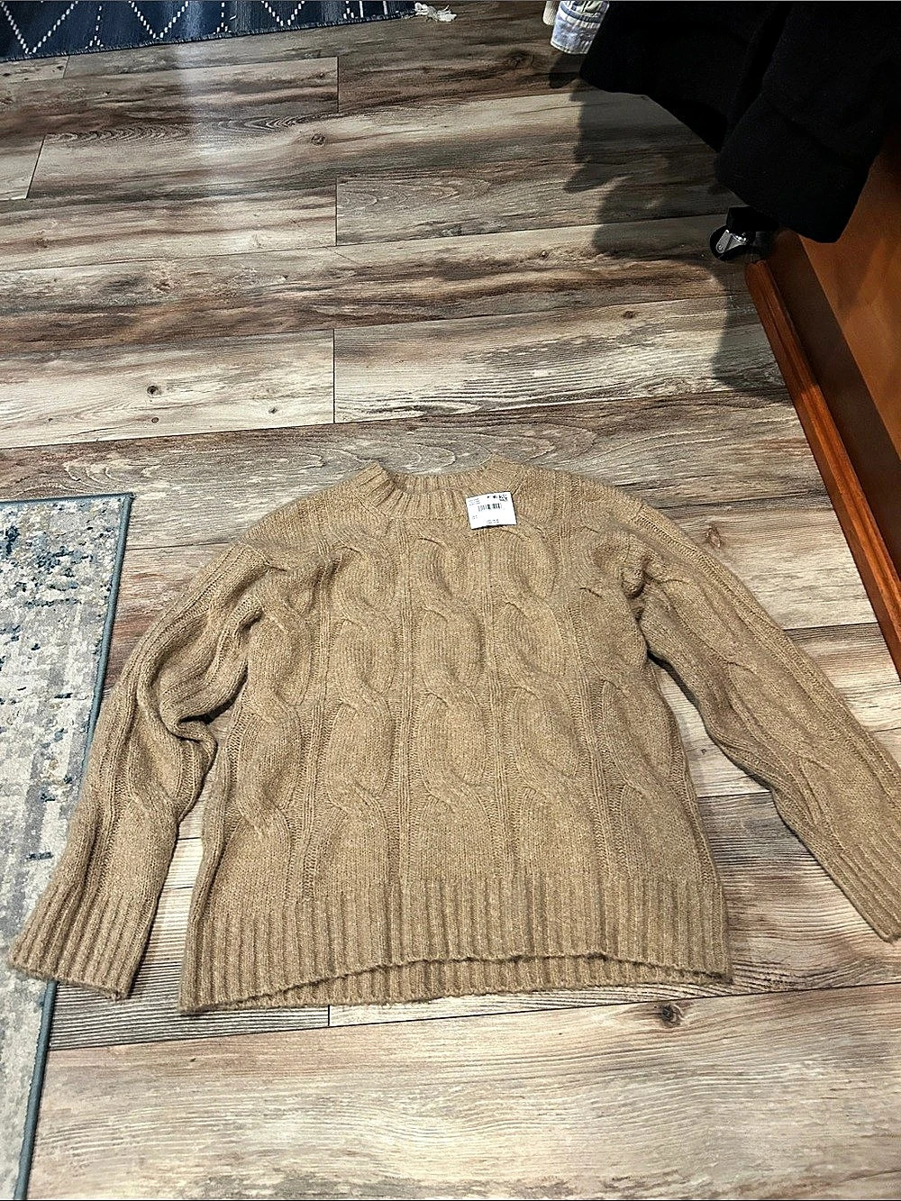 American Eagle Cable Knit Crewneck Sweater Brown Size small NWT